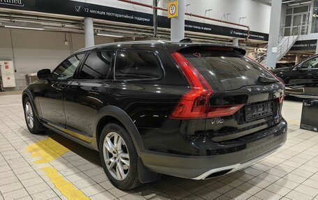 Volvo V90 Cross Country I рестайлинг, 2017 год, 2 390 000 рублей, 4 фотография