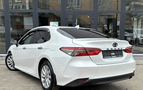 Toyota Camry, 2020 год, 2 950 000 рублей, 3 фотография