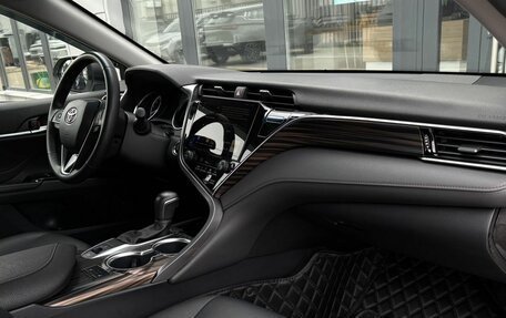Toyota Camry, 2020 год, 2 950 000 рублей, 21 фотография