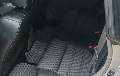 Subaru Forester, 2005 год, 1 450 000 рублей, 17 фотография