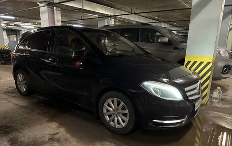Mercedes-Benz B-Класс, 2014 год, 1 200 000 рублей, 11 фотография