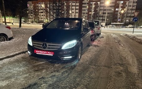 Mercedes-Benz B-Класс, 2014 год, 1 200 000 рублей, 3 фотография
