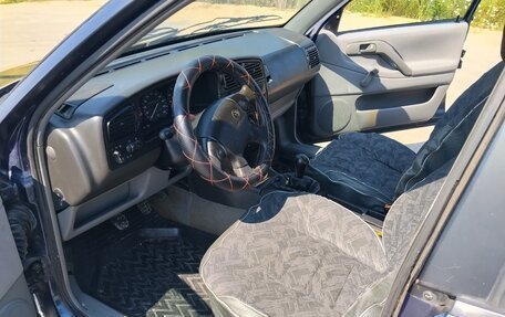 Volkswagen Passat B4, 1994 год, 180 000 рублей, 8 фотография