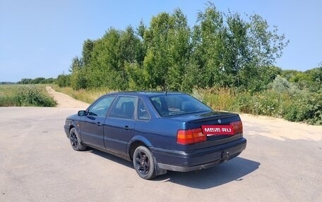 Volkswagen Passat B4, 1994 год, 180 000 рублей, 3 фотография
