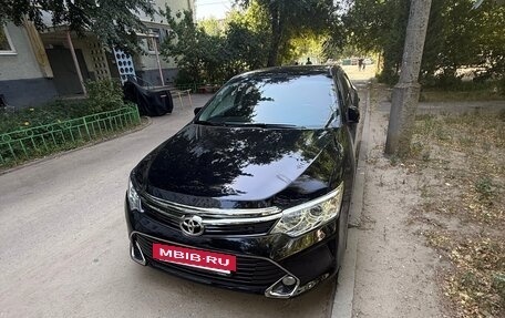 Toyota Camry, 2017 год, 2 000 000 рублей, 5 фотография