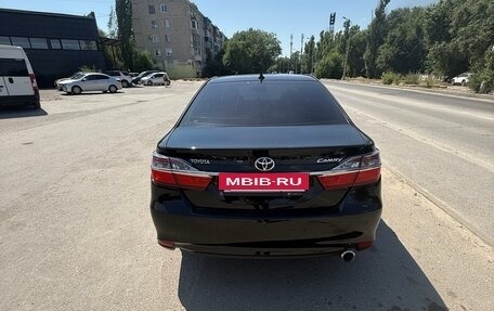Toyota Camry, 2017 год, 2 000 000 рублей, 10 фотография