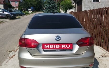 Volkswagen Jetta VI, 2012 год, 1 050 000 рублей, 7 фотография