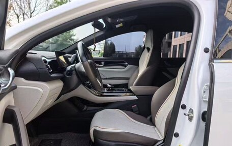 BYD Qin, 2023 год, 1 670 000 рублей, 9 фотография