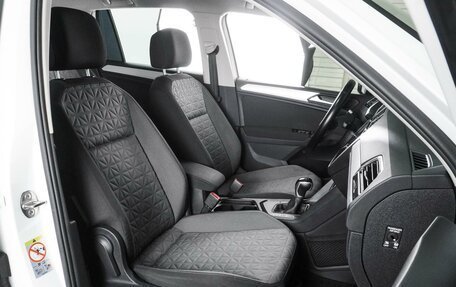 Volkswagen Tiguan II, 2021 год, 2 349 000 рублей, 8 фотография