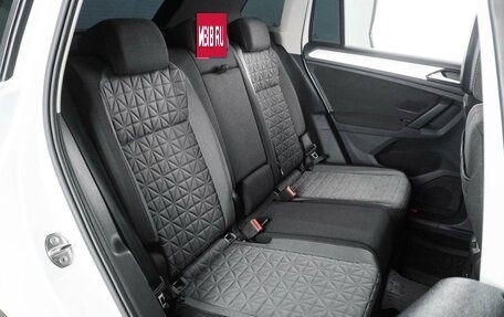 Volkswagen Tiguan II, 2021 год, 2 349 000 рублей, 7 фотография
