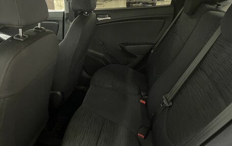 Hyundai Solaris II рестайлинг, 2016 год, 1 170 000 рублей, 13 фотография