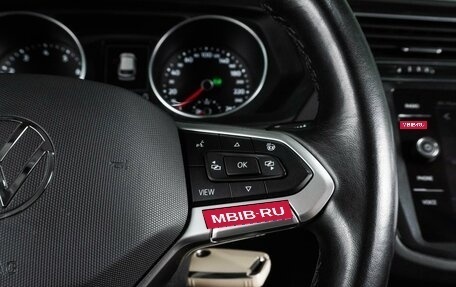 Volkswagen Tiguan II, 2021 год, 2 349 000 рублей, 16 фотография