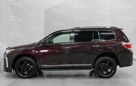 Toyota Highlander III, 2011 год, 1 900 000 рублей, 2 фотография