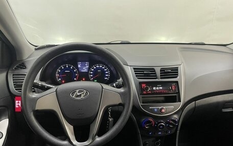 Hyundai Solaris II рестайлинг, 2016 год, 1 170 000 рублей, 16 фотография