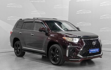 Toyota Highlander III, 2011 год, 1 900 000 рублей, 7 фотография