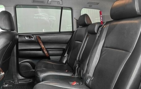 Toyota Highlander III, 2011 год, 1 900 000 рублей, 19 фотография