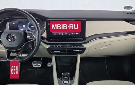 Skoda Octavia IV, 2021 год, 2 100 000 рублей, 10 фотография
