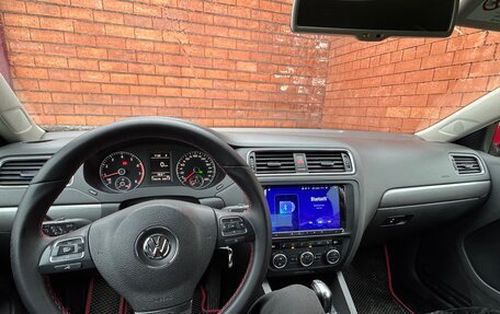 Volkswagen Jetta VI, 2014 год, 640 000 рублей, 6 фотография