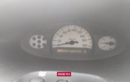 Toyota Vitz, 2003 год, 365 000 рублей, 2 фотография
