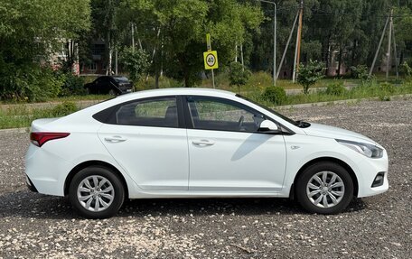 Hyundai Solaris II рестайлинг, 2019 год, 850 000 рублей, 4 фотография