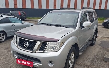 Nissan Pathfinder, 2011 год, 1 800 000 рублей, 14 фотография