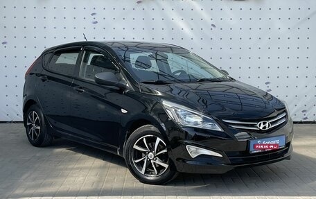 Hyundai Solaris II рестайлинг, 2015 год, 1 150 000 рублей, 2 фотография