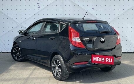 Hyundai Solaris II рестайлинг, 2015 год, 1 150 000 рублей, 5 фотография