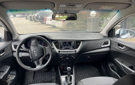 Hyundai Solaris II рестайлинг, 2018 год, 820 000 рублей, 10 фотография