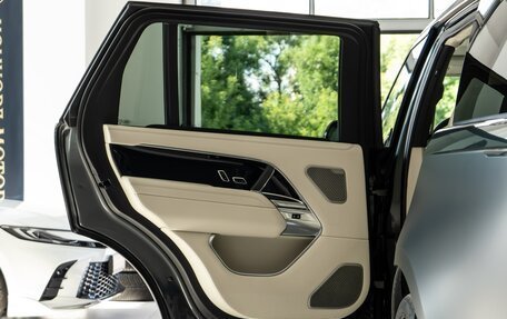 Land Rover Range Rover IV рестайлинг, 2025 год, 22 300 000 рублей, 14 фотография