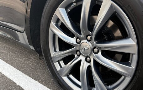 Infiniti Q70 I, 2015 год, 3 000 000 рублей, 8 фотография