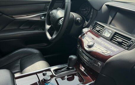 Infiniti Q70 I, 2015 год, 3 000 000 рублей, 2 фотография