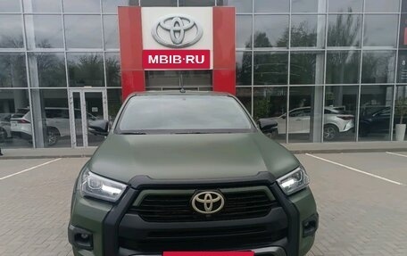 Toyota Hilux VIII, 2021 год, 6 110 000 рублей, 2 фотография