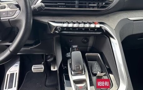 Peugeot 3008 II, 2023 год, 2 090 000 рублей, 8 фотография