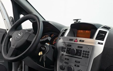 Opel Zafira B, 2011 год, 805 000 рублей, 9 фотография