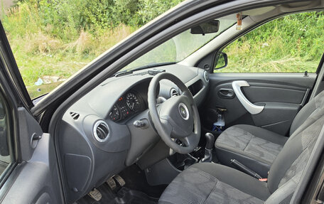 Renault Logan I, 2014 год, 700 000 рублей, 7 фотография