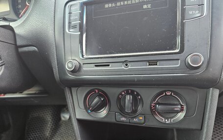 Volkswagen Polo VI (EU Market), 2015 год, 420 000 рублей, 6 фотография