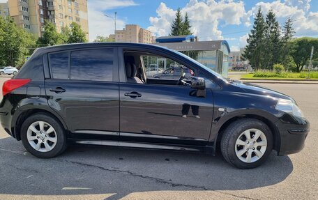 Nissan Tiida, 2011 год, 700 000 рублей, 29 фотография