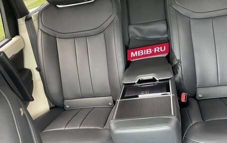 Land Rover Range Rover IV рестайлинг, 2024 год, 19 900 000 рублей, 15 фотография