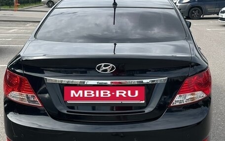 Hyundai Solaris II рестайлинг, 2011 год, 925 000 рублей, 6 фотография