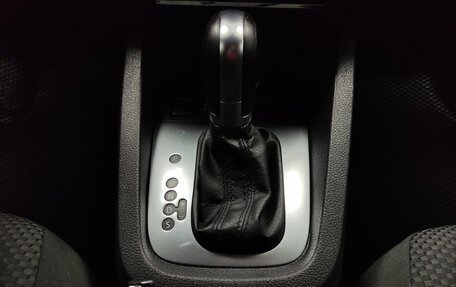 Volkswagen Jetta VI, 2013 год, 950 000 рублей, 13 фотография