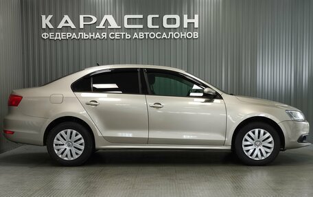 Volkswagen Jetta VI, 2013 год, 950 000 рублей, 6 фотография