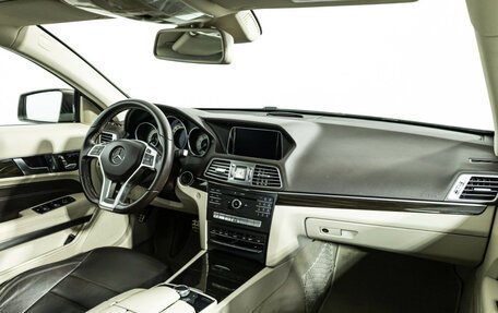 Mercedes-Benz E-Класс, 2016 год, 2 349 700 рублей, 10 фотография