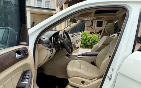 Mercedes-Benz GL-Класс, 2015 год, 3 850 000 рублей, 15 фотография