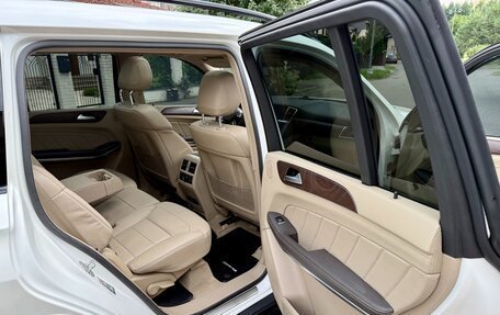 Mercedes-Benz GL-Класс, 2015 год, 3 850 000 рублей, 10 фотография