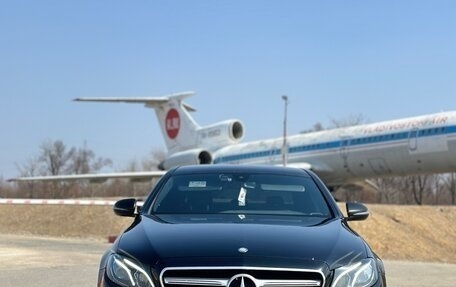 Mercedes-Benz E-Класс, 2017 год, 2 000 000 рублей, 1 фотография