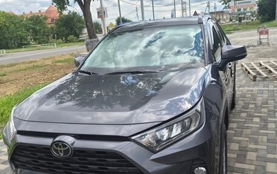 Toyota RAV4, 2019 год, 3 300 000 рублей, 1 фотография