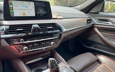 BMW 5 серия, 2018 год, 4 350 000 рублей, 15 фотография