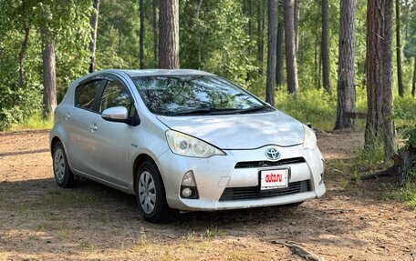 Toyota Aqua I, 2012 год, 702 000 рублей, 3 фотография