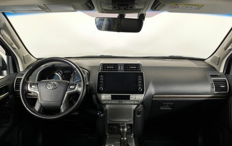 Toyota Land Cruiser Prado 150 рестайлинг 2, 2021 год, 6 799 000 рублей, 13 фотография
