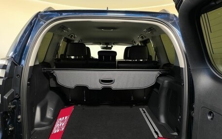 Toyota Land Cruiser Prado 150 рестайлинг 2, 2021 год, 6 799 000 рублей, 19 фотография